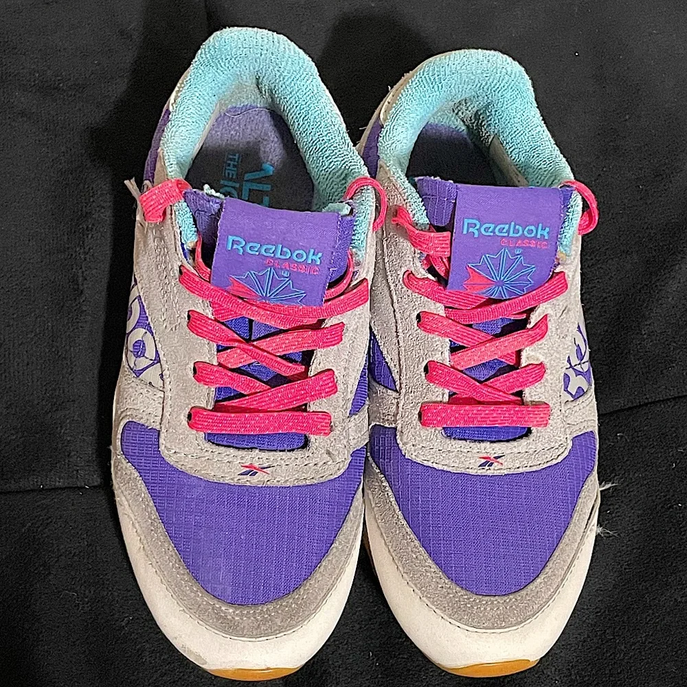 Reebok tennis shoes - Picture 6 of 15